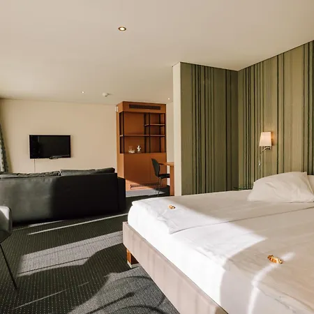 瑞士斯特拉品质酒店 4*