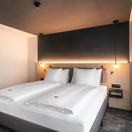 瑞士斯特拉品质酒店 4* 因特拉肯