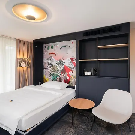 瑞士斯特拉品质酒店 4* 因特拉肯